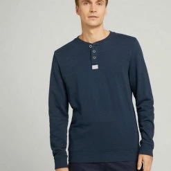 Bestpreis 🔔 TOM TAILOR Hoodie »Henley Sweatshirt« Sky Captain Blue, Decadent Bordeaux 💯