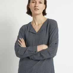 Bester Verkauf 🥰 TOM TAILOR Langarmbluse Navy floral design, Offwhite floral design, Navy offwhite flower design, Navy white minimal design 😍 -Tom Tailor Verkaufsgeschäft 04c2d785 dfa5 5172 b0cf a2c006e0685c