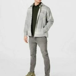 Bestes Angebot ❤️ TOM TAILOR Slim-fit-Jeans »Trad« 🎉 -Tom Tailor Verkaufsgeschäft 06072ab7 61a9 5717 912b f8df1722686c