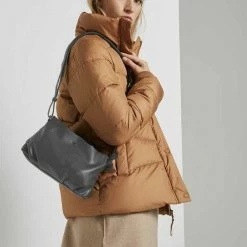 Blitzangebot 🥰 TOM TAILOR Umhängetasche »Andra Weiche Umängetasche« Schwarz #ft5_slash# black, Old silber #ft5_slash#silver ⌛