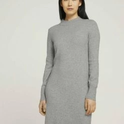 Beste Bewertungen von 🎁 TOM TAILOR Jerseykleid »Strickkleid mit Stehkragen« Coal Grey Melange, Light Silver Grey Mélange, Deep black 💯 53 Beste Bewertungen von 🎁 TOM TAILOR Jerseykleid »Strickkleid mit Stehkragen« Coal Grey Melange, Light Silver Grey Mélange, Deep black 💯 -Tom Tailor Verkaufsgeschäft 08160784 91b4 52b9 82c0 2b9cde8d51da