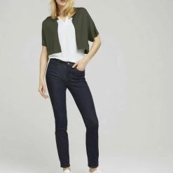 Bestes Angebot ⌛ TOM TAILOR Strickjacke »Kurzer Bolero mit Knopf« Deep black, Grape Leaf Green, Whisper White, Linen White 😍 -Tom Tailor Verkaufsgeschäft 0f9852d4 31d5 5bb2 99af fda773630380