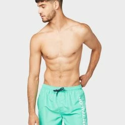 Bestpreis 🛒 TOM TAILOR Badeshorts »Badehose mit großem Schrift-Print seitlich« Ice blue-capri, Ice peppermint, Black, Poppy red 🎁 -Tom Tailor Verkaufsgeschäft 121d6971 db21 5f3a acce 247f72b498c0