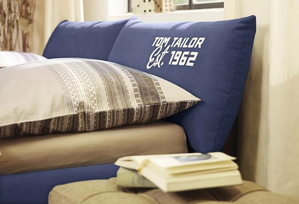Coupon 😍 TOM TAILOR Polsterbett »SOFT PILLOW«, Webstoff, mit Print, Überlänge 220 cm Navy TTI 6, Graphite TTI 29 🔥 3 Coupon 😍 TOM TAILOR Polsterbett »SOFT PILLOW«, Webstoff, mit Print, Überlänge 220 cm Navy TTI 6, Graphite TTI 29 🔥 - Image 3