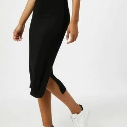 Bestes Angebot ⭐ TOM TAILOR Bleistiftrock Deep black, Grape Leaf Green 😍 -Tom Tailor Verkaufsgeschäft 17787b3e 1ddb 596f a340 47bcc9fccad4