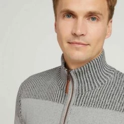 Auslauf 🔥 TOM TAILOR Strickpullover »Pullover mit Troyer Kragen« Sky Captain Blue, Soft buttercream, Decadent Bordeaux, Black Grey Melange 😀 -Tom Tailor Verkaufsgeschäft 2367120b a39a 55d4 953e 999934a0899f