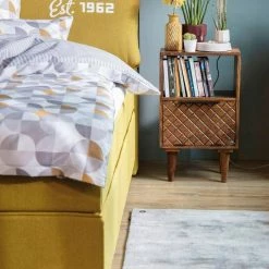 Aktion 🥰 TOM TAILOR Kommode »T-PATTERN SMALL CABINET«, aus Mangoholz, mit 1 Klappe ✨ 19 Aktion 🥰 TOM TAILOR Kommode »T-PATTERN SMALL CABINET«, aus Mangoholz, mit 1 Klappe ✨ -Tom Tailor Verkaufsgeschäft 28772952