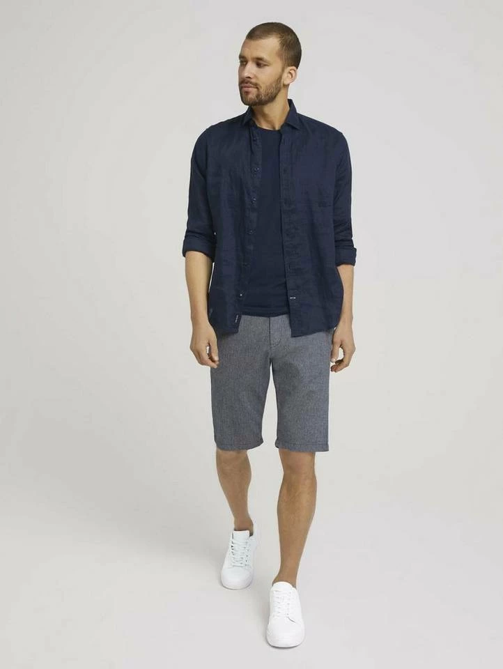 Neu 🔔 TOM TAILOR Bermudas »Josh Slim Chino-Shorts« Dark grey minimal design, Light olive minimal design, Blue structure, Red minimal design 🌟 3 Neu 🔔 TOM TAILOR Bermudas »Josh Slim Chino-Shorts« Dark grey minimal design, Light olive minimal design, Blue structure, Red minimal design 🌟 - Image 3