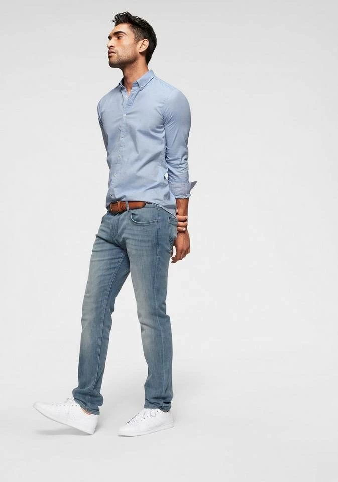 Rabatt 🤩 TOM TAILOR Langarmhemd mit Button-down-Kragen Light blue, Light blue oxford, White 😀 4 Rabatt 🤩 TOM TAILOR Langarmhemd mit Button-down-Kragen Light blue, Light blue oxford, White 😀 - Image 4