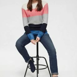 Coupon 👍 TOM TAILOR Straight-Jeans in gerader "Straight" 5-Pocket-Form Rinsed-blue, Blau-stone-washed-denim, Mid-stone-denim, Dunkelblau-denim 👍 57 Coupon 👍 TOM TAILOR Straight-Jeans in gerader "Straight" 5-Pocket-Form Rinsed-blue, Blau-stone-washed-denim, Mid-stone-denim, Dunkelblau-denim 👍 -Tom Tailor Verkaufsgeschäft 30453177