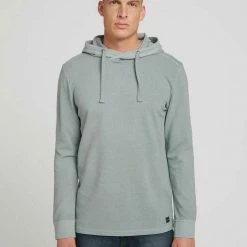 Angebote 👏 TOM TAILOR T-Shirt »Hoodie mit Struktur« Light ice blue, Sky Captain Blue 🔔 -Tom Tailor Verkaufsgeschäft 33ee909b 96e9 5d50 810b 7983e2c2ee4b
