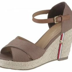 Bestes Angebot 😉 TOM TAILOR 🩴 Sandalette mit verstellbarer Schnalle Taupe, Rot, Nachtblau 🥰