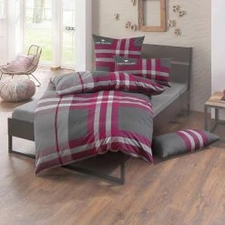 Großhandel 👏 Bettwäsche »Nick«, TOM TAILOR, mit GRATIS-Zugabe: Gästehandtuch Beere-grau, Grün-grau, Sand-grau ⭐ 32 Großhandel 👏 Bettwäsche »Nick«, TOM TAILOR, mit GRATIS-Zugabe: Gästehandtuch Beere-grau, Grün-grau, Sand-grau ⭐ -Tom Tailor Verkaufsgeschäft 36866603