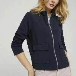 Bestes Angebot 🔔 TOM TAILOR Sweatjacke »Strukturierte Sweatjacke mit Stehkragen« 🥰 16 Bestes Angebot 🔔 TOM TAILOR Sweatjacke »Strukturierte Sweatjacke mit Stehkragen« 🥰 -Tom Tailor Verkaufsgeschäft 37240411 b945 5f86 8d51 783ee4476491