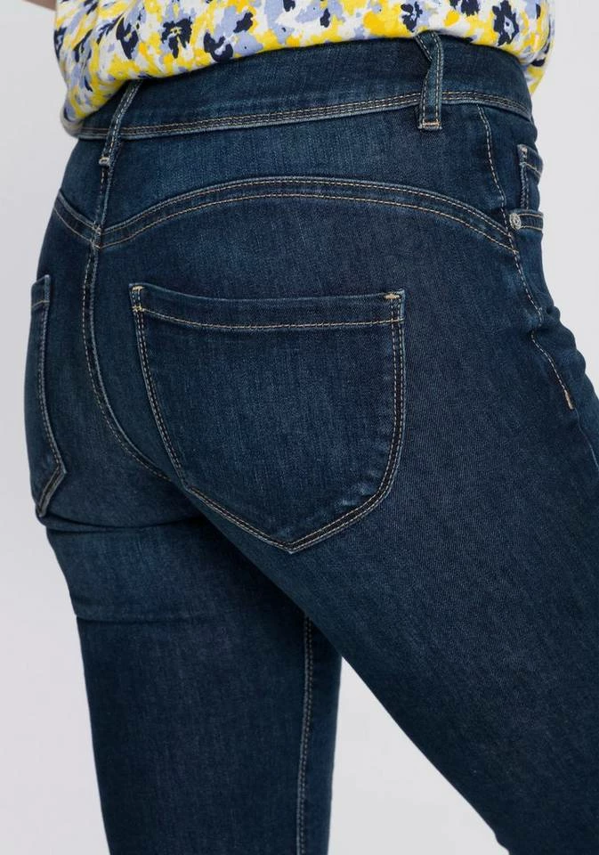 Bestes Angebot 👍 TOM TAILOR Caprijeans »Kate Slim« mit kleinen Seitenschlitzen Mid stone washed, Dark stone washed, Random bleached blue 🥰 5 Bestes Angebot 👍 TOM TAILOR Caprijeans »Kate Slim« mit kleinen Seitenschlitzen Mid stone washed, Dark stone washed, Random bleached blue 🥰 – Bild 5