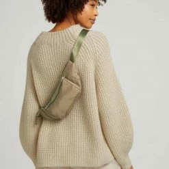 Beste Bewertungen von 🛒 TOM TAILOR Umhängetasche »Viona Bauchtasche« Dunkelblau, Schwarz #ft5_slash# black, Sage 👍 -Tom Tailor Verkaufsgeschäft 400d1d54 1b8b 5274 a3b6 47e1df848b10