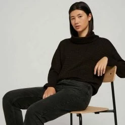 Rabatt 🎁 TOM TAILOR Sweatshirt »Gemustertes Sweatshirt mit Rollkragen« 🧨 -Tom Tailor Verkaufsgeschäft 44be4cfd ff86 506d bd23 74919cc48205