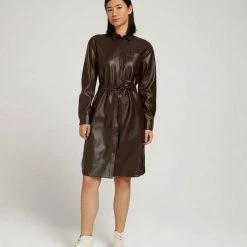 Schlussverkauf ✔️ TOM TAILOR Jerseykleid »Hemdkleid aus Kunstleder« Java dark brown, Deep black 😍 24 Schlussverkauf ✔️ TOM TAILOR Jerseykleid »Hemdkleid aus Kunstleder« Java dark brown, Deep black 😍 -Tom Tailor Verkaufsgeschäft 44c46b41 5047 53bb 9a4f 4ec68c0f17f2