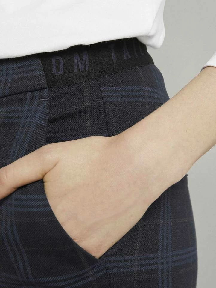 Angebote ⭐ TOM TAILOR Culotte »Mia Slim Stoffhose in Ankle-Länge« Dunkelblau, Navy bold printed check ✔️ 4 Angebote ⭐ TOM TAILOR Culotte »Mia Slim Stoffhose in Ankle-Länge« Dunkelblau, Navy bold printed check ✔️ - Image 4