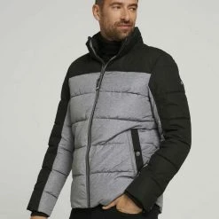 Beste Bewertungen von ⌛ TOM TAILOR Steppjacke »gesteppte Pufferjacke« Sky Captain Blue, Middle Grey Mélange, Black, Chili oil red ⌛ 33 Beste Bewertungen von ⌛ TOM TAILOR Steppjacke »gesteppte Pufferjacke« Sky Captain Blue, Middle Grey Mélange, Black, Chili oil red ⌛ -Tom Tailor Verkaufsgeschäft 4fc05f83 c0d9 5301 93e9 4970e1d2aa8b