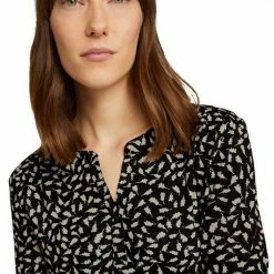 Rabatt 🔥 TOM TAILOR Henleyshirt mit modischem Print Schwarz-creme-gemustert, Rost-schwarz-gemustert, Rauchmint-graugrün-gemustert 😍 -Tom Tailor Verkaufsgeschäft 5262c164 ec1c 5c4c a833 6ce13b0254b3