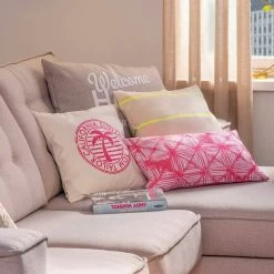 Brandneu 🔥 Kissenhülle »California Sunshine«, TOM TAILOR (1 Stück), mit Palme und Schriftzug Weiß-blau, Weiß-pink ✔️ 6 Brandneu 🔥 Kissenhülle »California Sunshine«, TOM TAILOR (1 Stück), mit Palme und Schriftzug Weiß-blau, Weiß-pink ✔️ -Tom Tailor Verkaufsgeschäft 73e7bd0f e618 5fbb 816c 1342f00e67ef