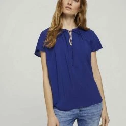 Coupon 🌟 TOM TAILOR Kurzarmbluse Khaki small floral design, Anemone blue, Khaki white outline leaves, Blau (51) ✔️ -Tom Tailor Verkaufsgeschäft 7ddc7f4a 94a8 583f b03a 2e7641c5fa12