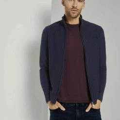 Angebote 🤩 TOM TAILOR Strickjacke »Strukturierte Strickjacke mit Stehkragen« 👍 -Tom Tailor Verkaufsgeschäft 7f6bbb16 0ccb 5c30 b478 c7b0009e3196