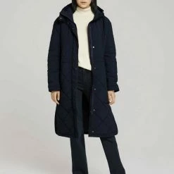 Bester Verkauf 🔥 TOM TAILOR Kurzmantel »Taillierter Steppmantel mit Kapuze« Smooth light sand, Sky Captain Blue 🔔 -Tom Tailor Verkaufsgeschäft 860f74d9 0942 5275 803b 54d9a961efe4