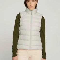 Angebote 🥰 TOM TAILOR Steppweste »Slim Fit Steppweste mit recyceltem Polyester« Sky Captain Blue, Moderate olive, Lunar grey 👍 46 Angebote 🥰 TOM TAILOR Steppweste »Slim Fit Steppweste mit recyceltem Polyester« Sky Captain Blue, Moderate olive, Lunar grey 👍 -Tom Tailor Verkaufsgeschäft 89b744c7 bc67 507c b3e5 856bd02f56b6