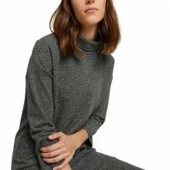 Schlussverkauf ❤️ TOM TAILOR Strickkleid ⭐ -Tom Tailor Verkaufsgeschäft 8a9960a5 a7a1 58b0 8f73 dc38a138d9da