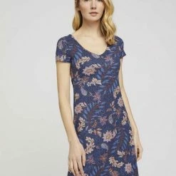 Beste Bewertungen von 🎉 TOM TAILOR Jerseykleid »Jerseykleid mit V-Ausschnitt« Navy floral design, Navy blue copper floral design, Sky Captain Blue 🔥 -Tom Tailor Verkaufsgeschäft 8aa2315a 9e17 53db bebc 5a926528591b