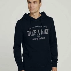 Bestpreis 🌟 TOM TAILOR Hoodie »Hoodie mit Print« Chili oil red, Sky Captain Blue, Oak Leaf Green, Beach Sand 🧨 47 Bestpreis 🌟 TOM TAILOR Hoodie »Hoodie mit Print« Chili oil red, Sky Captain Blue, Oak Leaf Green, Beach Sand 🧨 -Tom Tailor Verkaufsgeschäft 966b2112 6b18 5c92 99e2 2e7b42e25606