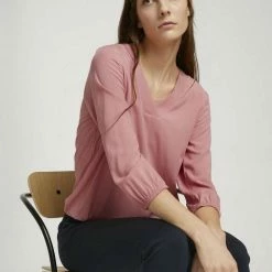 Budget 🥰 TOM TAILOR Langarmbluse »V-Ausschnitt Bluse mit LENZING(TM) ECOVERO(TM)« Blue apricot paisley design, Pink blue multicolor ditsy, Blue offwhite minimal, Dusty pastel pink 🔔 -Tom Tailor Verkaufsgeschäft 9a8ec74e 4d4d 5d0a 85e4 04a26aaea36d