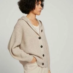 Beste Bewertungen von 😍 TOM TAILOR Strickjacke »Kurzer Cardigan mit Kapuze« 😍 -Tom Tailor Verkaufsgeschäft 9cce6946 25ff 5056 8bd5 406c49fe9e42