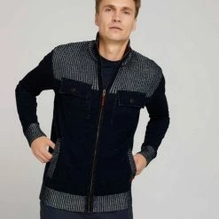 Am billigsten ✨ TOM TAILOR Strickjacke »Melierte Strickjacke mit Brusttaschen« Sky Captain Blue, Soft buttercream, Black Grey Melange 🤩 27 Am billigsten ✨ TOM TAILOR Strickjacke »Melierte Strickjacke mit Brusttaschen« Sky Captain Blue, Soft buttercream, Black Grey Melange 🤩 -Tom Tailor Verkaufsgeschäft a1d3b681 5bf2 5016 a75d 35d0735dd74b