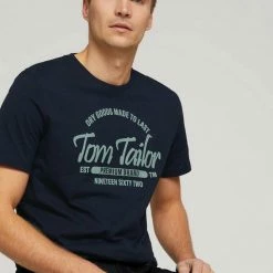 Budget 🛒 TOM TAILOR T-Shirt »T-Shirt mit Logoprint« Dark Smoke Green, White, Sky Captain Blue, Tarmac Grey 🎁 -Tom Tailor Verkaufsgeschäft a2a215e3 6ef5 5ac0 9f33 9cf32b2dae7e