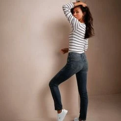 Top 10 🎁 TOM TAILOR Slim-fit-Jeans »Alexa« mit leichten Used-Effekten 🛒 -Tom Tailor Verkaufsgeschäft a4652f38 9735 5336 a7d7 0a188c06f40f