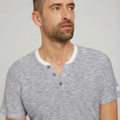 Brandneu ⭐ TOM TAILOR T-Shirt »T-Shirt mit Henley Ausschnitt« Smoke green cream fine stripe, Navy soft peach fine stripe, Stripe white 🧨 28 Brandneu ⭐ TOM TAILOR T-Shirt »T-Shirt mit Henley Ausschnitt« Smoke green cream fine stripe, Navy soft peach fine stripe, Stripe white 🧨 -Tom Tailor Verkaufsgeschäft a8f5cb4b 1f06 507c 9f1e 97f91a3c47fe