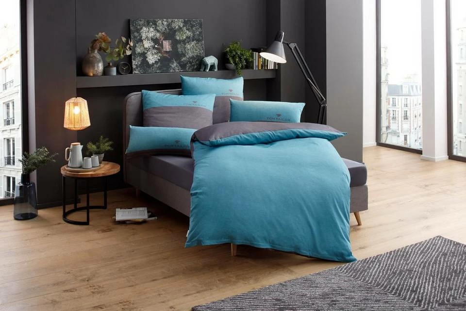 Bester Verkauf 🤩 Wendebettwäsche »Henry«, TOM TAILOR, mit Gratis-Zugabe: Sporthandtuch Türkis, Beere 🔥 6 Bester Verkauf 🤩 Wendebettwäsche »Henry«, TOM TAILOR, mit Gratis-Zugabe: Sporthandtuch Türkis, Beere 🔥 - Image 6