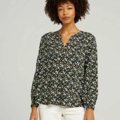Großhandel 🔔 TOM TAILOR Langarmbluse »Gemusterte Henleybluse« Beige small dot design, Black small dot design, Green shades floral design, Green small floral design 😉 -Tom Tailor Verkaufsgeschäft b0446f20 9c28 5715 9b5f 291d3b8e9a37