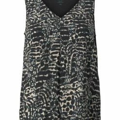 Brandneu ❤️ TOM TAILOR MY TRUE ME T-Shirt »Plus - Gemustertes 👚 Shirt mit LENZING(TM) ECOVERO(TM)« 👏 18 Brandneu ❤️ TOM TAILOR MY TRUE ME T-Shirt »Plus - Gemustertes 👚 Shirt mit LENZING(TM) ECOVERO(TM)« 👏 -Tom Tailor Verkaufsgeschäft b1765a08 6cd2 5bc5 b0e0 be64235a6848