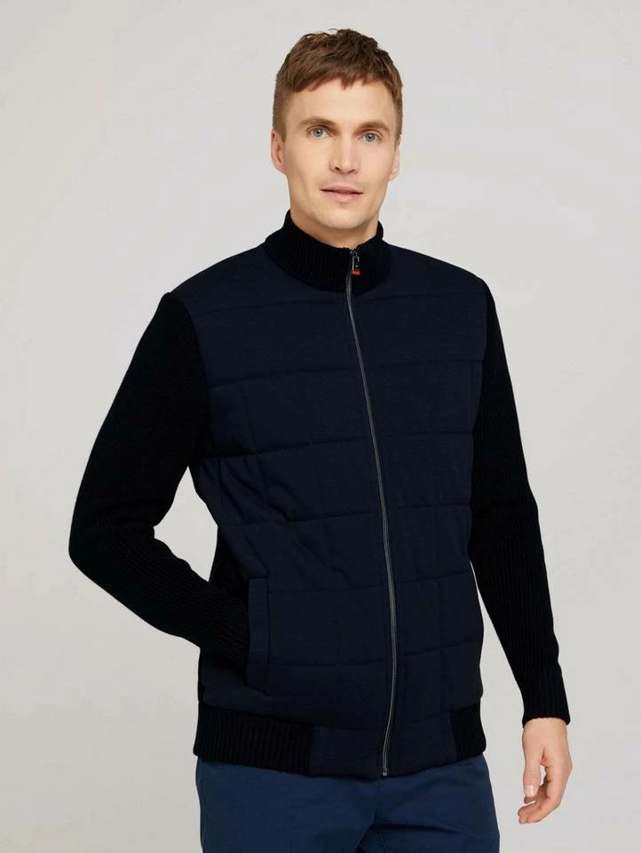 Schlussverkauf 😉 TOM TAILOR Strickjacke »Regular Fit Hybridjacke mit Steppungen« ✔️ 9 Schlussverkauf 😉 TOM TAILOR Strickjacke »Regular Fit Hybridjacke mit Steppungen« ✔️ – Bild 9