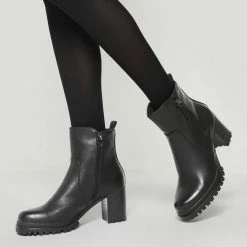 Budget ✔️ TOM TAILOR »Stiefelette mit Blockabsatz« Ankleboots 💯 -Tom Tailor Verkaufsgeschäft b56d868d 3b39 5e9a b84a 6e1b7bab9403