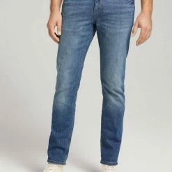 Blitzangebot ⭐ TOM TAILOR Straight-Jeans »Josh Regular Slim 👖 Jeans« Mid stone wash denim, Dark stone wash denim, Clean light stone grey denim 🔥 -Tom Tailor Verkaufsgeschäft b8b9af23 b565 56bb af3a 3f6b526e03d1