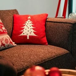 Coupon ✔️ TOM TAILOR Dekokissen »Knitted Red Tree«, Gestrickte Kissenhülle mit Weihnachtsbaum-Motiv 🌟 -Tom Tailor Verkaufsgeschäft bea96e69 47df 5cfe ab84 05424ff36f20