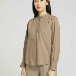 Budget 🤩 TOM TAILOR Langarmbluse »Bluse mit Stehkragen« Smooth light sand, French clay beige 👍 27 Budget 🤩 TOM TAILOR Langarmbluse »Bluse mit Stehkragen« Smooth light sand, French clay beige 👍 -Tom Tailor Verkaufsgeschäft c1be2ac1 d4a9 5831 a306 46ac26574a46