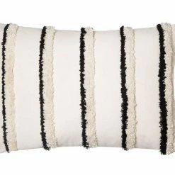 Budget ✔️ Kissenhülle »Fluffy Stripe«, TOM TAILOR (1 Stück), mit aufgesetzten, fluffigen Rautenmotiv und Quasten 🛒