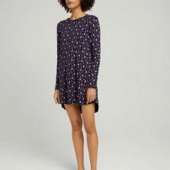 Großhandel 🥰 TOM TAILOR Pyjama »Gemustertes Nachthemd« 🔔 -Tom Tailor Verkaufsgeschäft cdef9e90 cf3b 552b b8ba 14eee280e75e