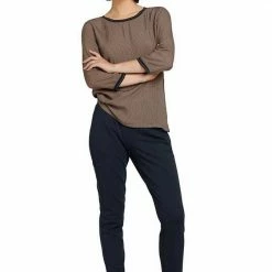 Neu 👍 TOM TAILOR Blusenshirt mit Print-Details Navy, Beige gemustert, Blau gemustert 🔥 12 Neu 👍 TOM TAILOR Blusenshirt mit Print-Details Navy, Beige gemustert, Blau gemustert 🔥 -Tom Tailor Verkaufsgeschäft d5320572 9355 5221 935e 01f3bf3ed0e7